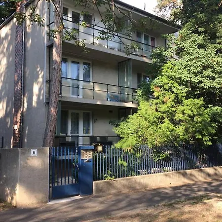 Cozy Studio Apartment In The Heart Of Balatonfuered * 巴拉顿菲赖德