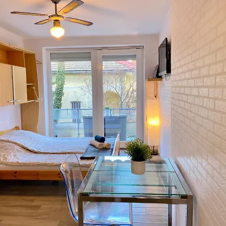 Apartman Cozy Studio Apartment In The Heart Of Balatonfuered *
